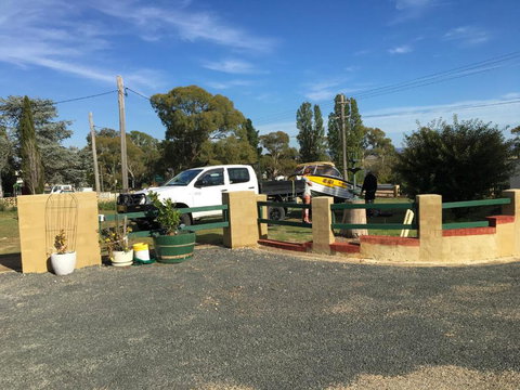 Alpine Country Motel - eTourism Australia 3