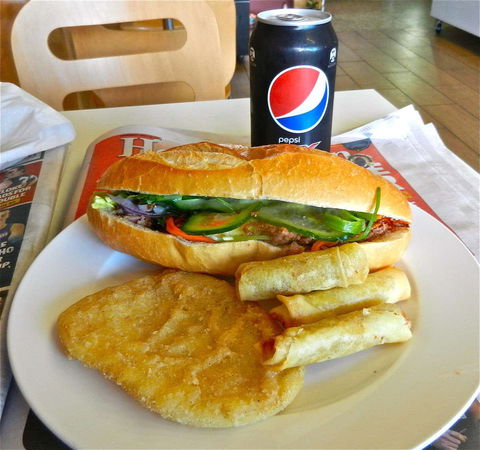 VN Wrap 'n' Roll - Sunshine North - eTourism Australia 0