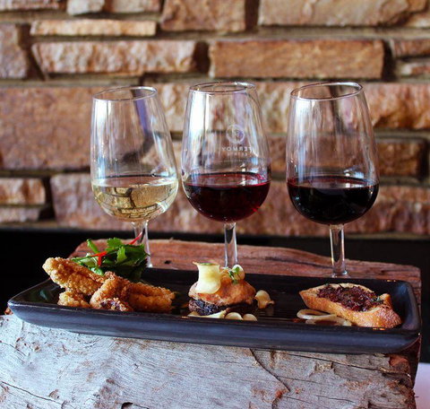 Other Side Of The Moon Restaurant - eTourism Australia 23