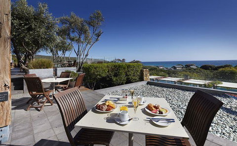 Other Side Of The Moon Restaurant - eTourism Australia 24