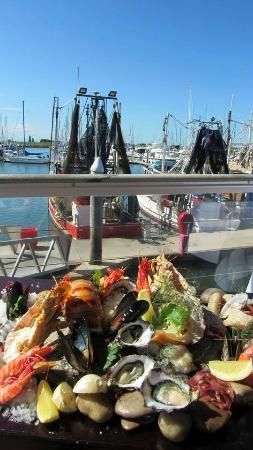 Tempest Seafood Restaurant & Teppanyaki Grill - eTourism Australia 0