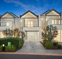 Quest Sanctuary Lakes - eTourism Australia