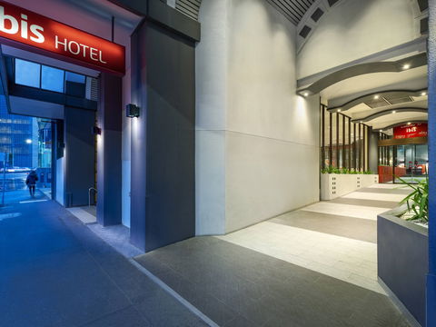 Ibis Hotel - eTourism Australia 0