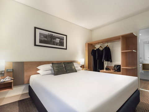 Ibis Hotel - eTourism Australia 6
