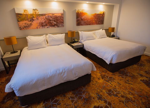 Crowne Plaza Alice Springs Lasseters - eTourism Australia 12