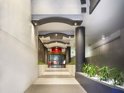 Ibis Hotel - eTourism Australia 1