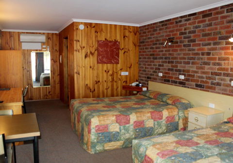 Riverland Motel - eTourism Australia 1