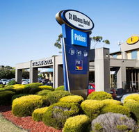 Nightcap at St Albans Hotel - eTourism Australia