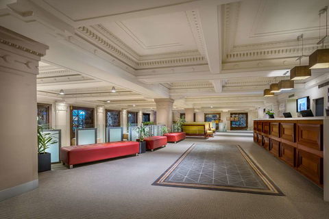 Batman's Hill on Collins - eTourism Australia 1