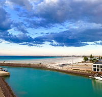 Ocean View Luxury Apartment  Suite - eTourism Australia