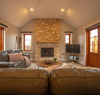 Lucy's Cottage - eTourism Australia