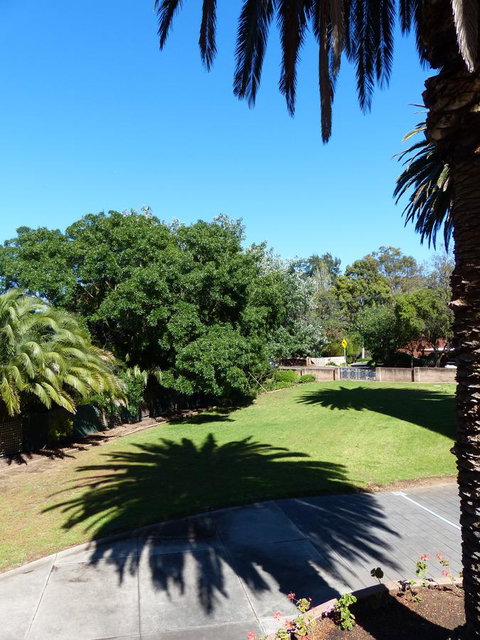 Monaco Court Apartment Adelaide - eTourism Australia 18