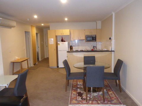Adelaide City Apartment - 3br, 2bath & Carpark - eTourism Australia 7