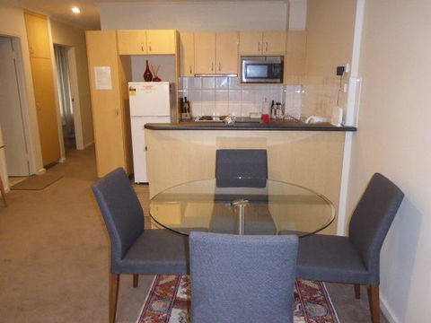 Adelaide City Apartment - 3br, 2bath & Carpark - eTourism Australia 4