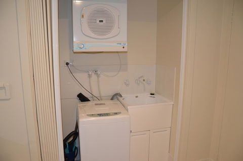 Adelaide City Apartment - 3br, 2bath & Carpark - eTourism Australia 18