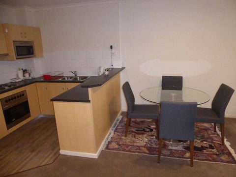 Adelaide City Apartment - 3br, 2bath & Carpark - eTourism Australia 8