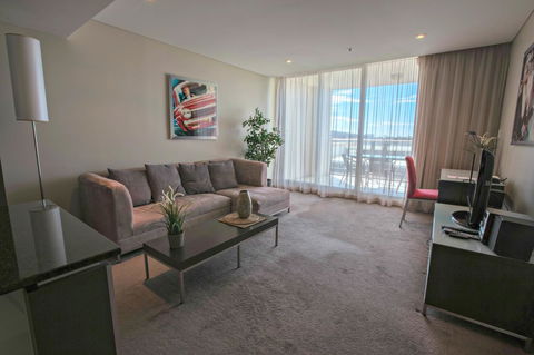 Adelaide DressCircle Apartments - North Terrace - eTourism Australia 26