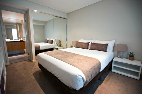 Adelaide DressCircle Apartments - North Terrace - eTourism Australia 11