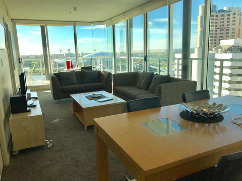 Adelaide DressCircle Apartments - North Terrace - eTourism Australia 9