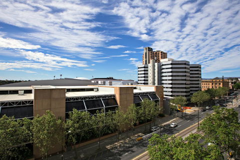 Adelaide DressCircle Apartments - North Terrace - eTourism Australia 35