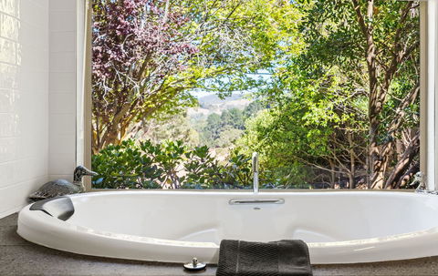 Adelaide Hills Retreats - eTourism Australia 11