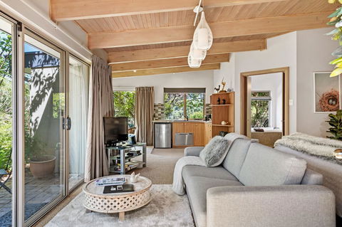 Adelaide Hills Retreats - eTourism Australia 18