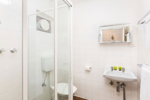 Nightcap At Federal Hotel Mt Gambier - eTourism Australia 2