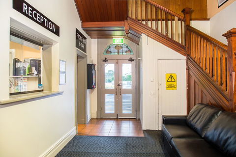 Nightcap At Federal Hotel Mt Gambier - eTourism Australia 4