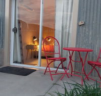 Desert Gum Retreat Gough St - eTourism Australia