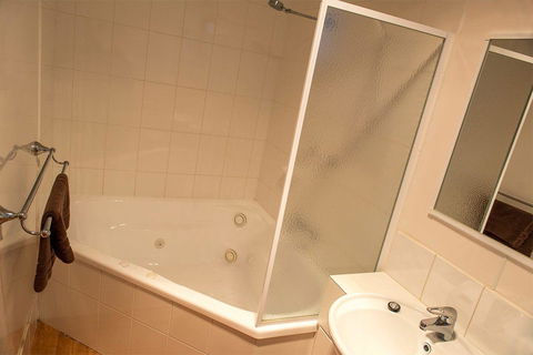 Kalganyi Holiday Park - eTourism Australia 2