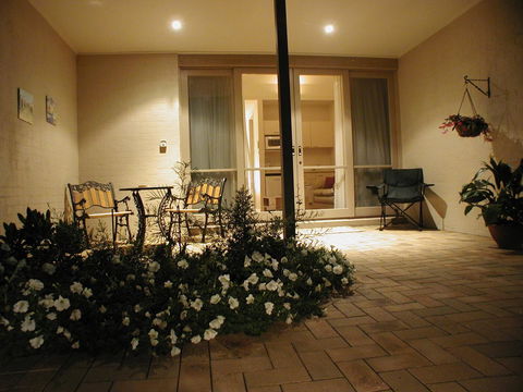 Grapevines Boutique Accommodation - eTourism Australia 19