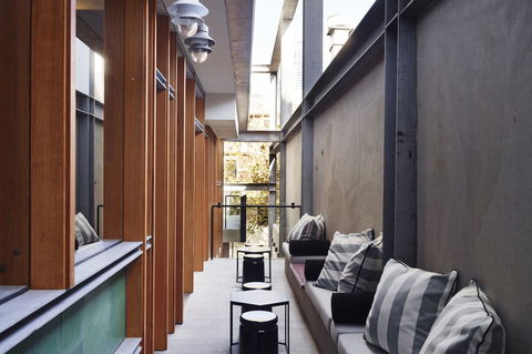 Alex Hotel - eTourism Australia 24