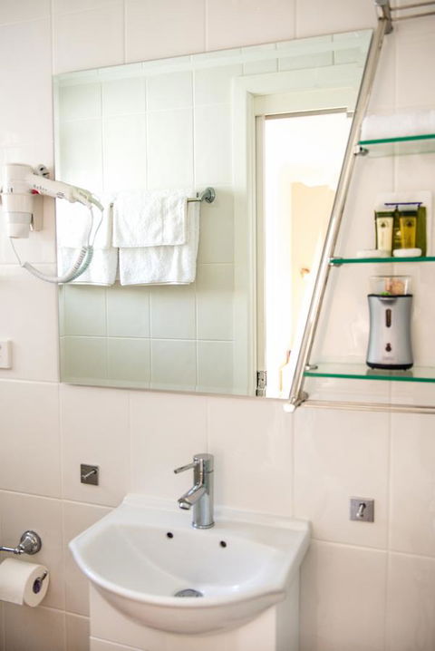 Nelson Bay Bed & Breakfast - eTourism Australia 27