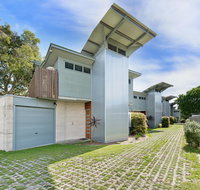 Sun Worship Eco Villas - eTourism Australia