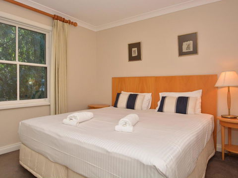 Villa Executive 2br Cypress DS Located Within Cypress Lakes Resort - eTourism Australia 3