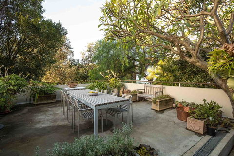 Bondi Beach House - eTourism Australia 10