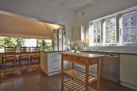 Bondi Beach House - eTourism Australia 7