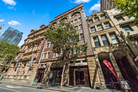 YEHS Hotel Sydney QVB - eTourism Australia 1