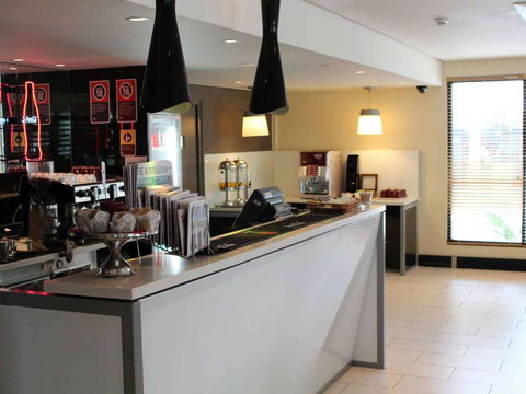 Ibis Newcastle - eTourism Australia 41