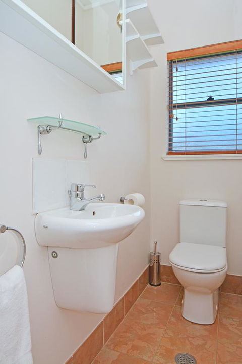 JE Guesthouse, Central To All The Hunter Valley Has To Offer - eTourism Australia 19