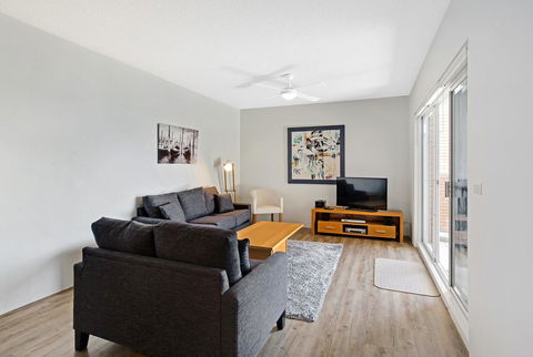 Victoria Parade, Kiah, Unit 10, 53 - eTourism Australia 2