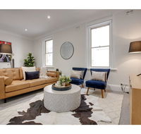 Large stylish and quiet penthouse steps from surf - eTourism Australia