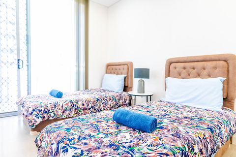 Near Train Station, New 2 BR Apt/free Parking - eTourism Australia 27