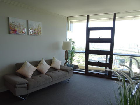 Sydney Olympic Park Apartment - eTourism Australia 4
