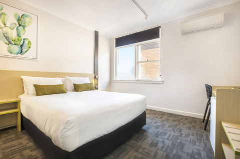 Nightcap At Hume Hotel - eTourism Australia 11