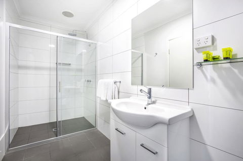 Nightcap At Hume Hotel - eTourism Australia 15