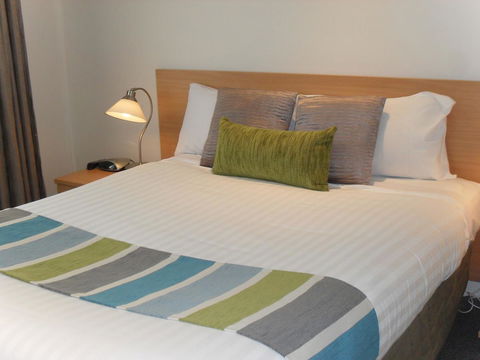 Beaches Serviced Apartments - eTourism Australia 8