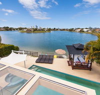 Broadbeach Waterfront Holiday House - eTourism Australia