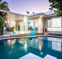 Broadbeach Waters Home With Private Pool - eTourism Australia