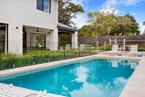 CATALINA - MOUNT ELIZA - eTourism Australia 0